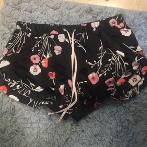 Silk sleep shorts small